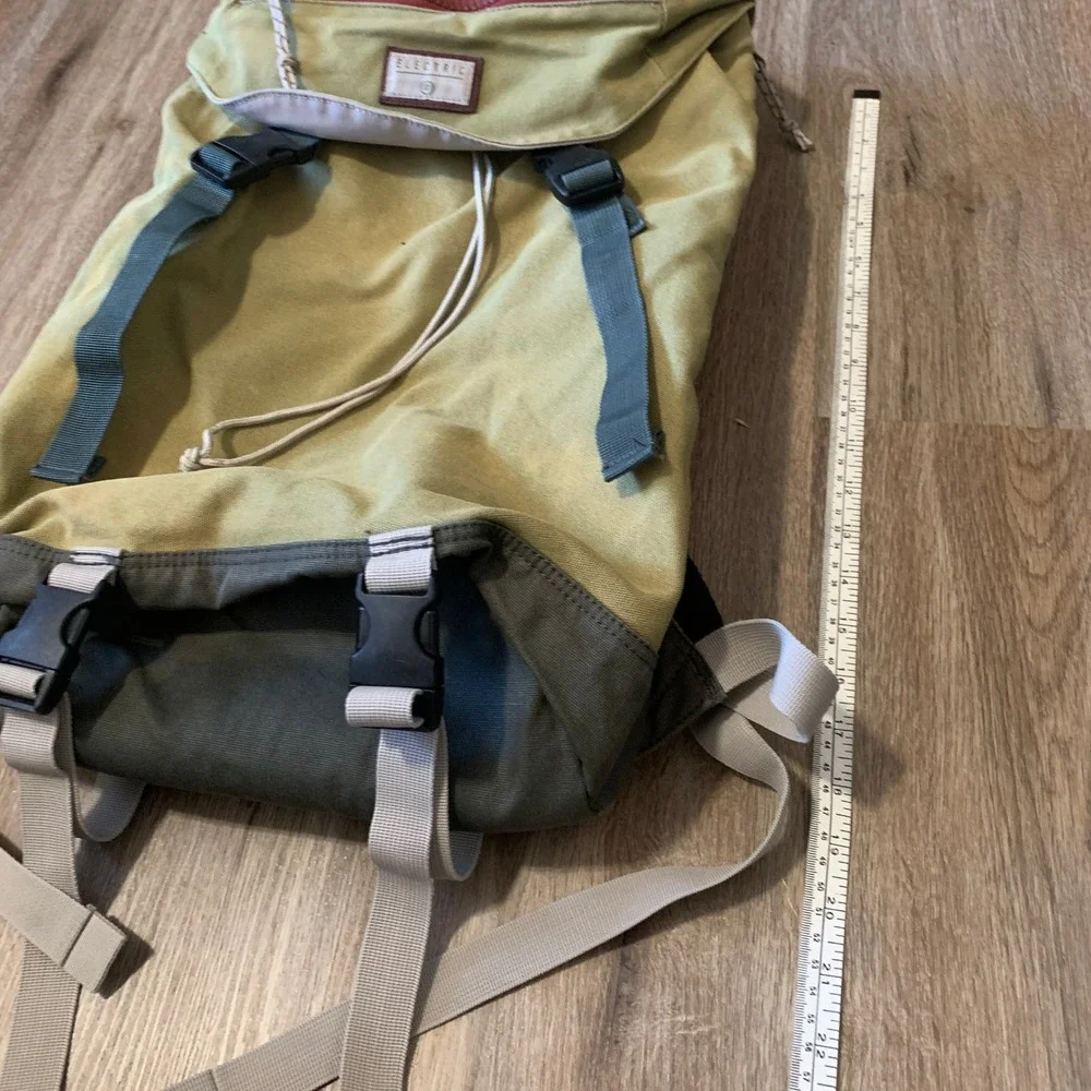 Electric Visual Heavy Duty canvas backpack w/ padded laptop pouch - 20L